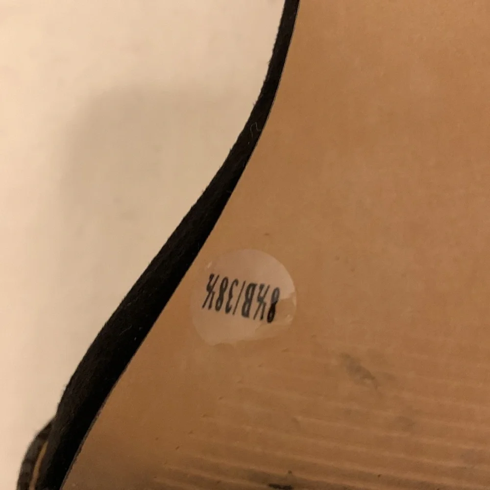 SOLE SOCIETY HEEL 4• 5” SO SHEILA GRAY:BLACK SUEDE/CALF SZ 8•5 M - Picture 7 of 8